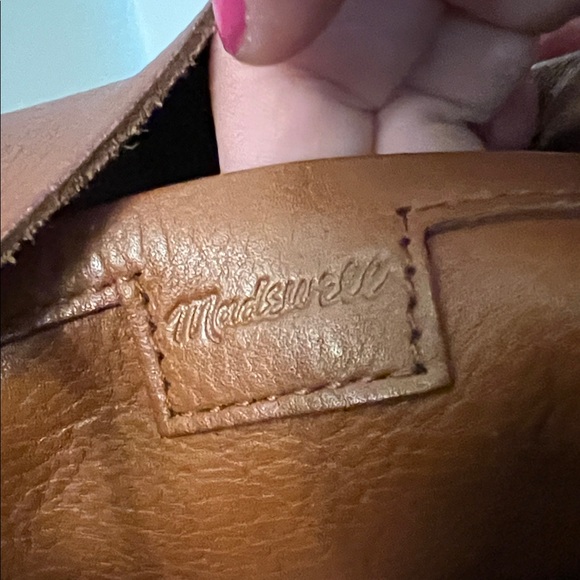 Madewell Leather Tote - Picture 2 of 5
